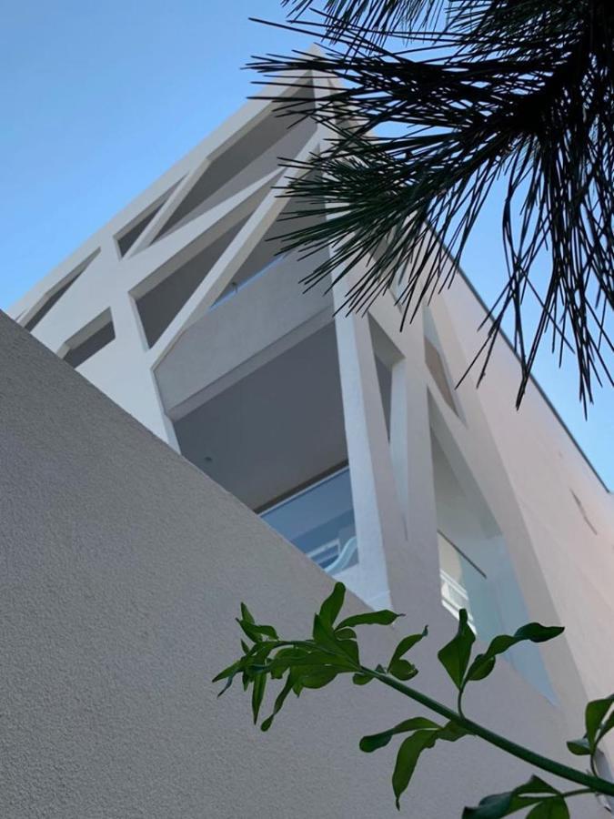 Villa Hara Suites Paralia Katerinis Ngoại thất bức ảnh