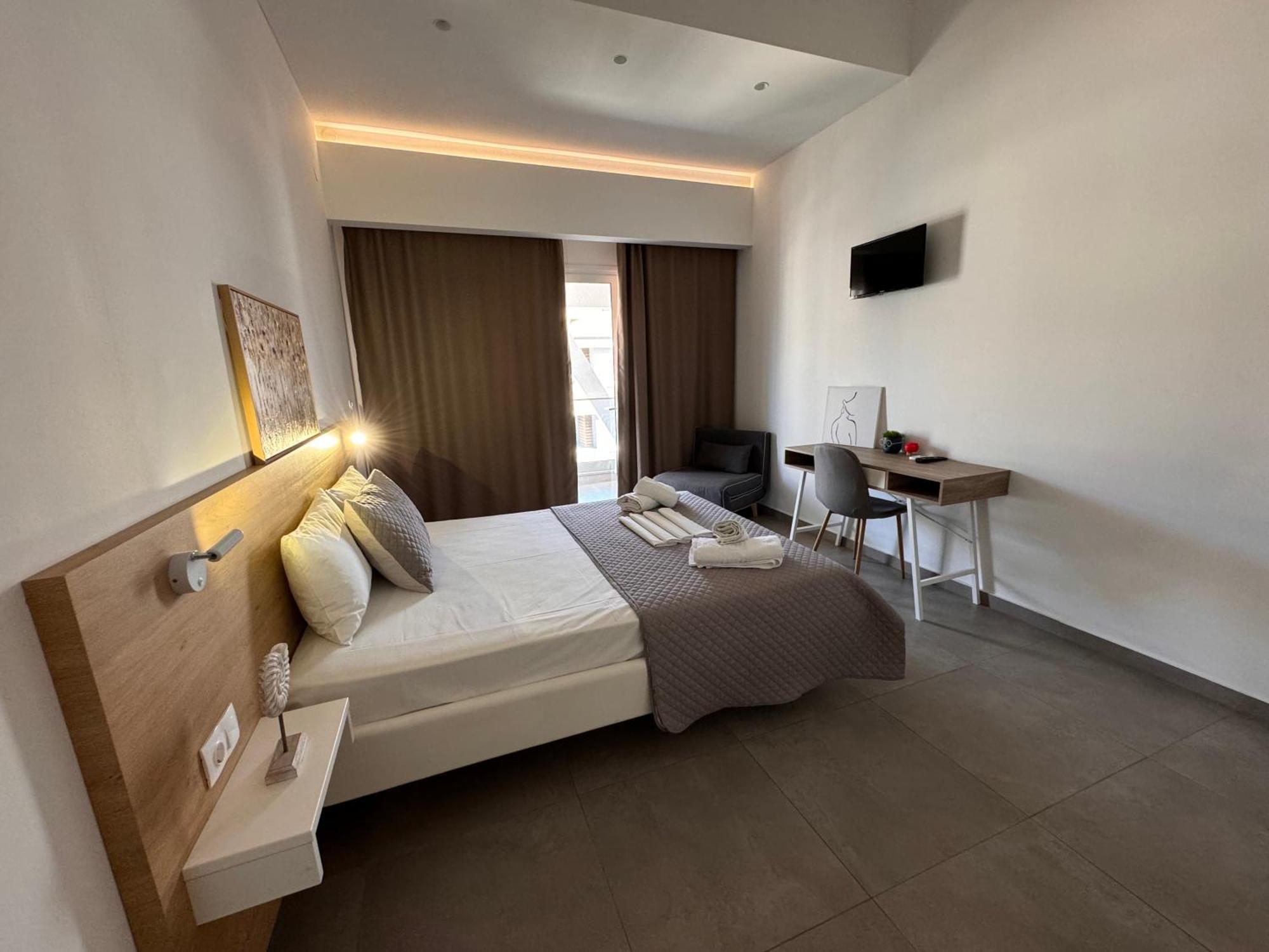Villa Hara Suites Paralia Katerinis Ngoại thất bức ảnh